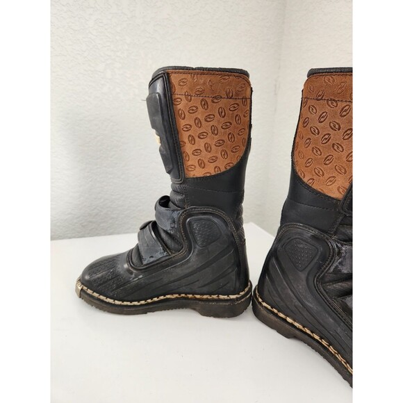 Answer Boys Racing Youth Boots Size 3 Show Lots Of Wear Please See Pictures - Picture 4 of 12